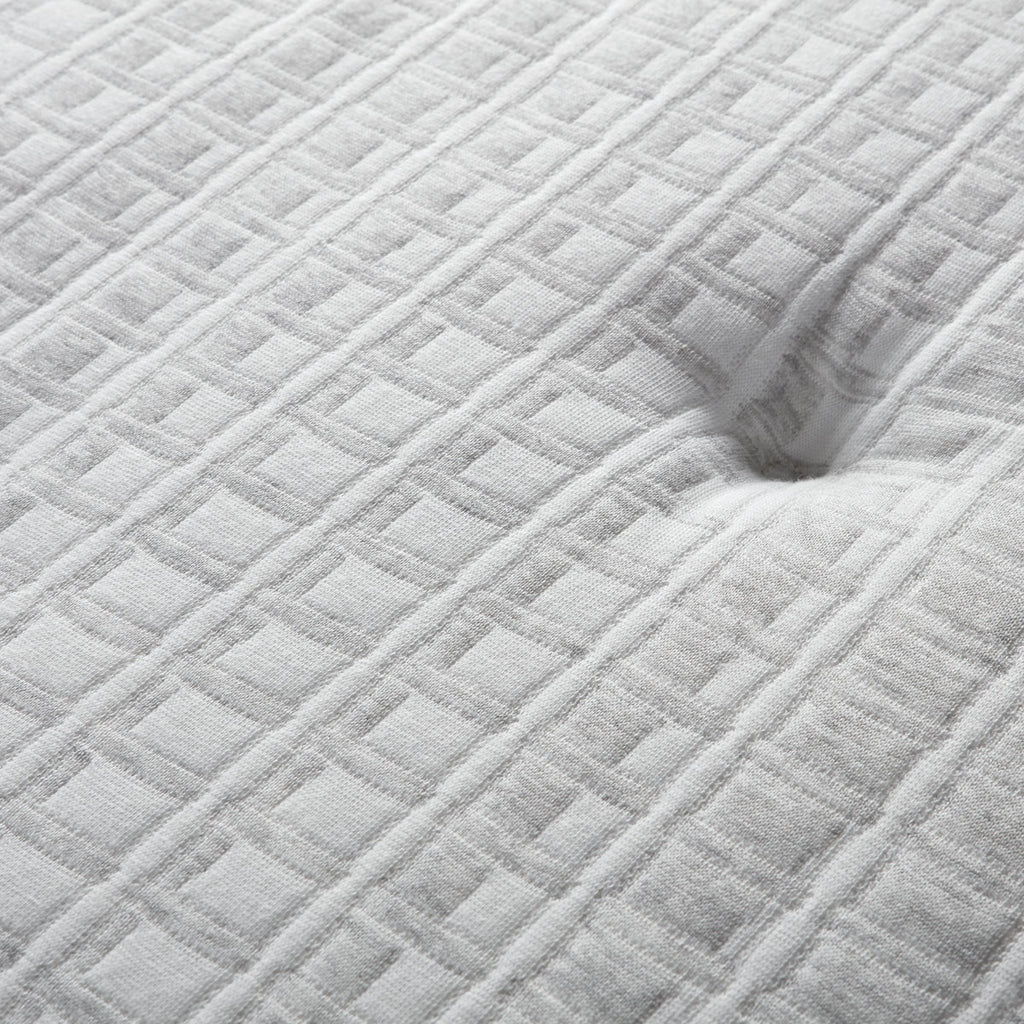 Beautyrest Silver BRS900-C Plush Pillow Top 16.25" Innerspring Mattress