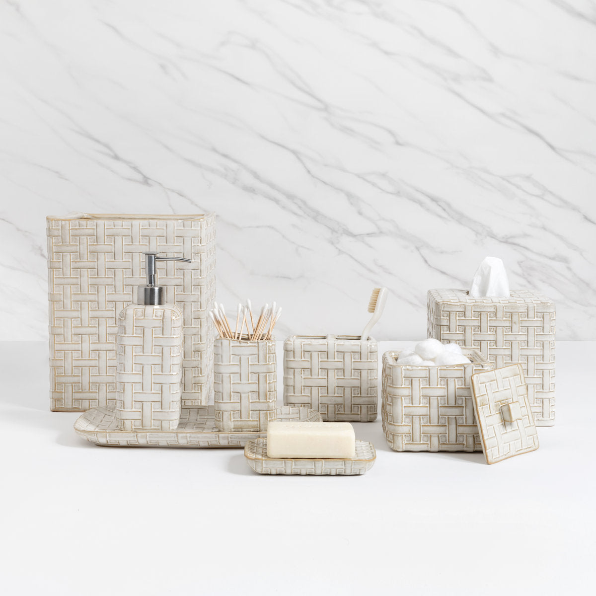 Cane Tissue Holder