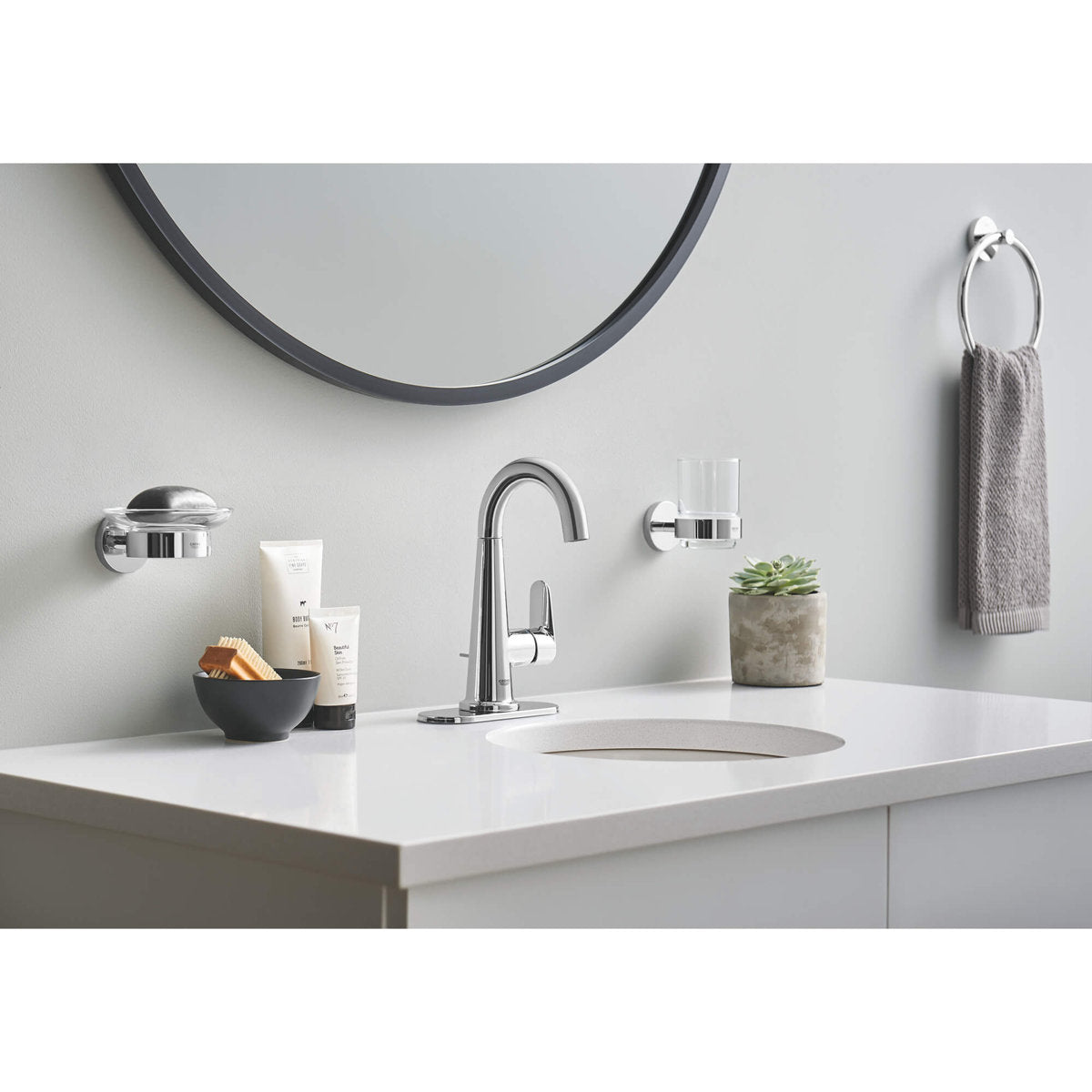 Essentials Tumbler Holder