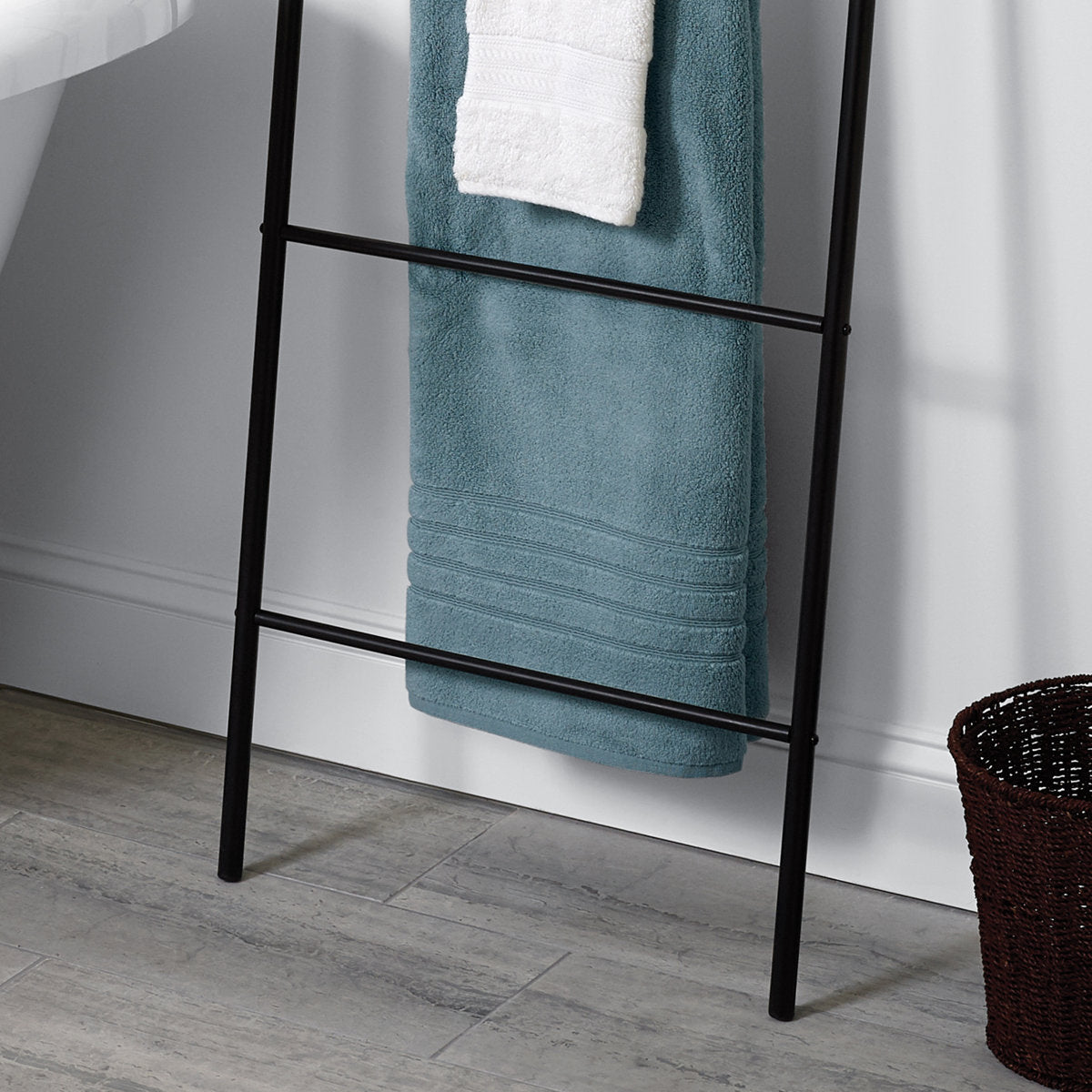 Free Standing Ladder Towel Bar E9439BK