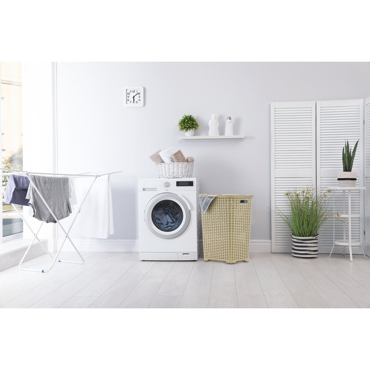 Machine Made Plastic Laundry Hamper
