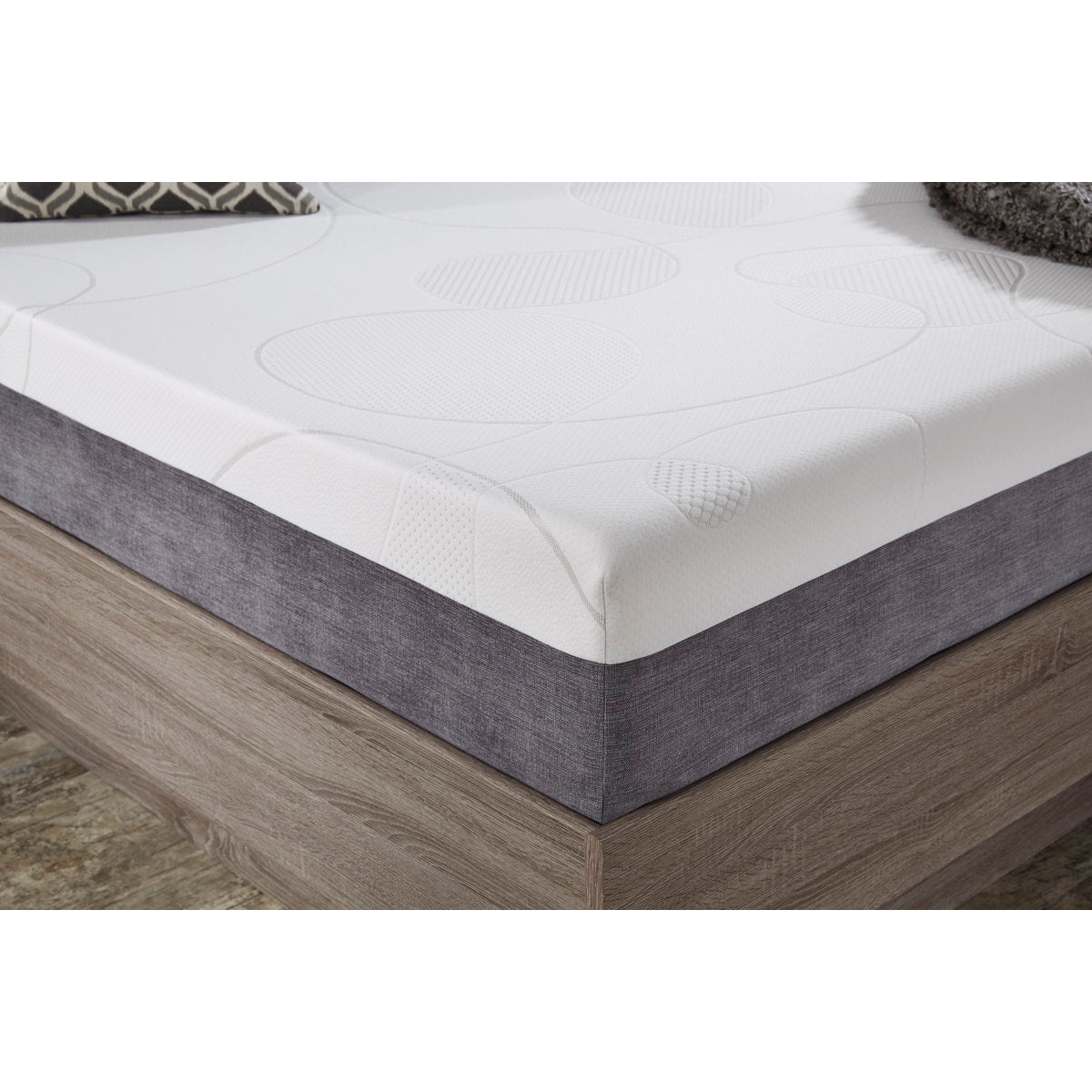 Otero Plush Memory Foam Mattress