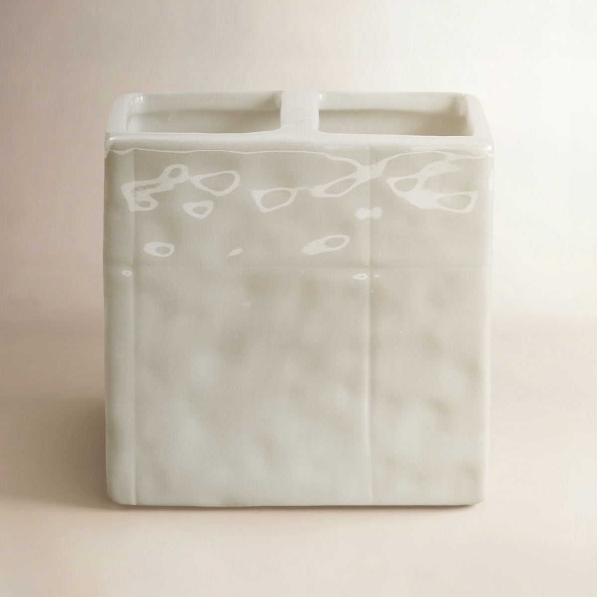 Perla Toothbrush Holder