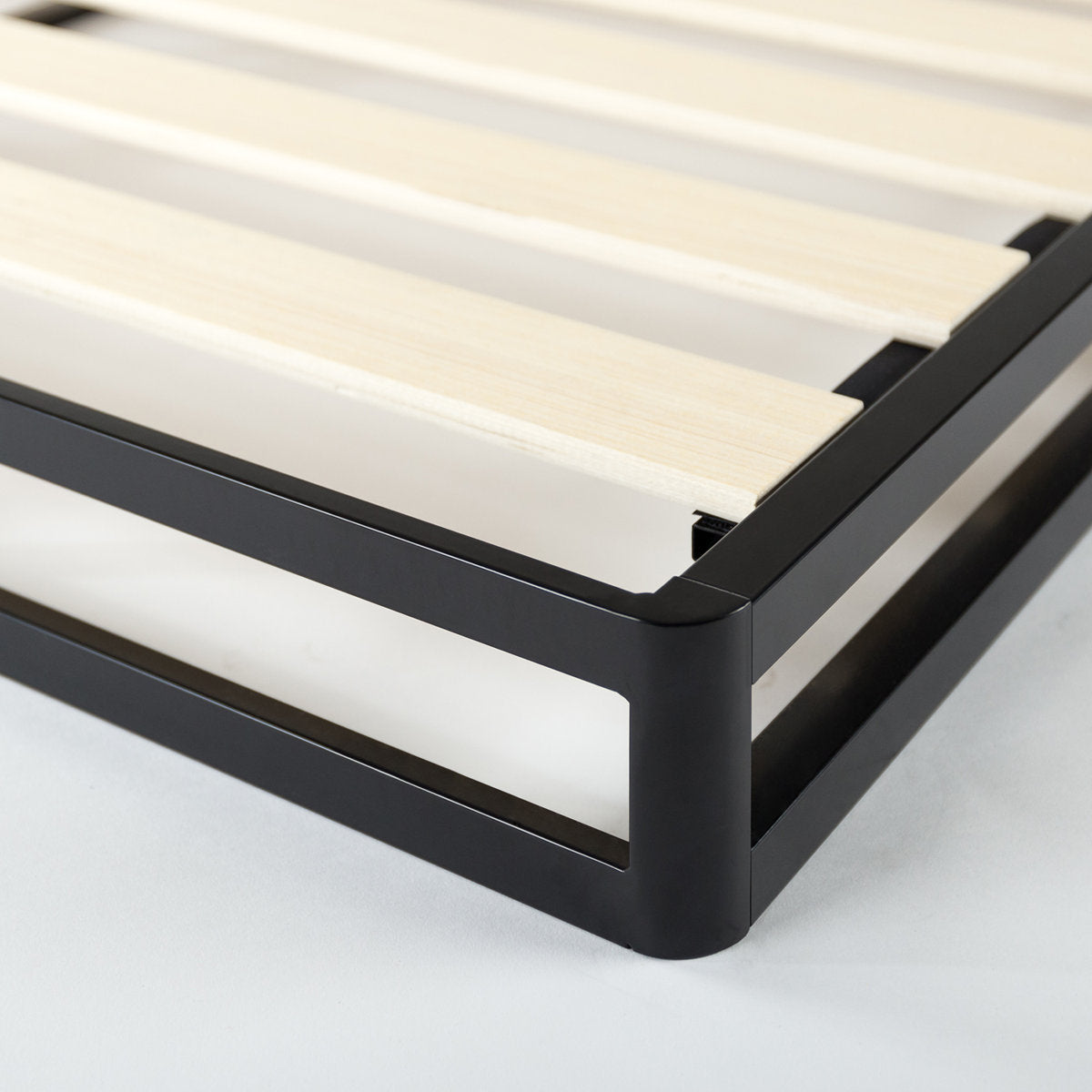 Zinus Metal Smart Box Spring
